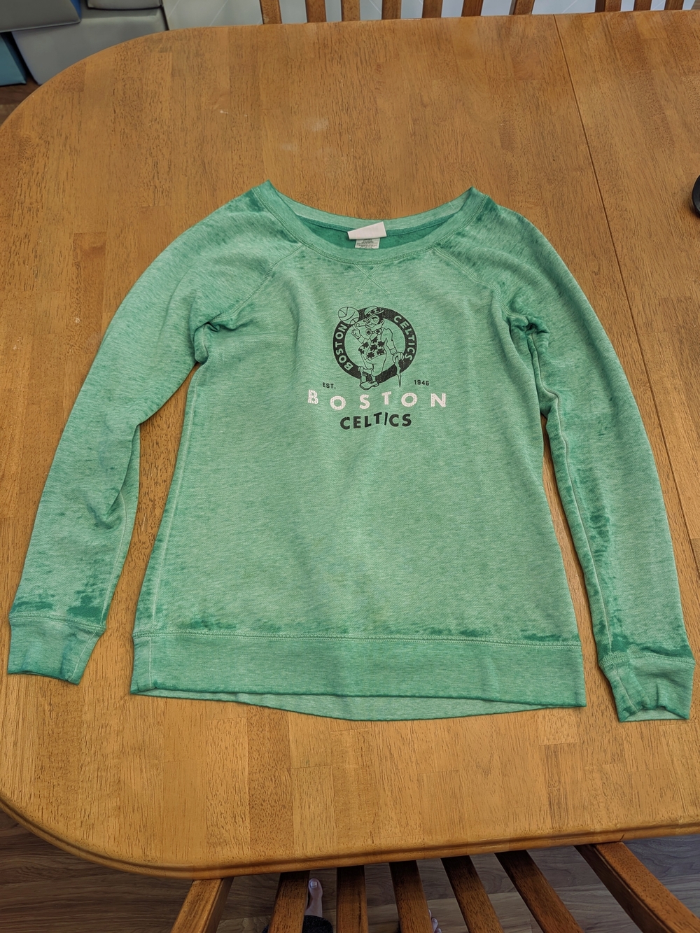 NBA Women's Boston Celtics Sweatshirt Small
